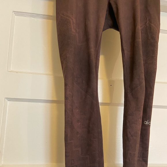 ALO size S legging in Mink casbah - Picture 4 of 5